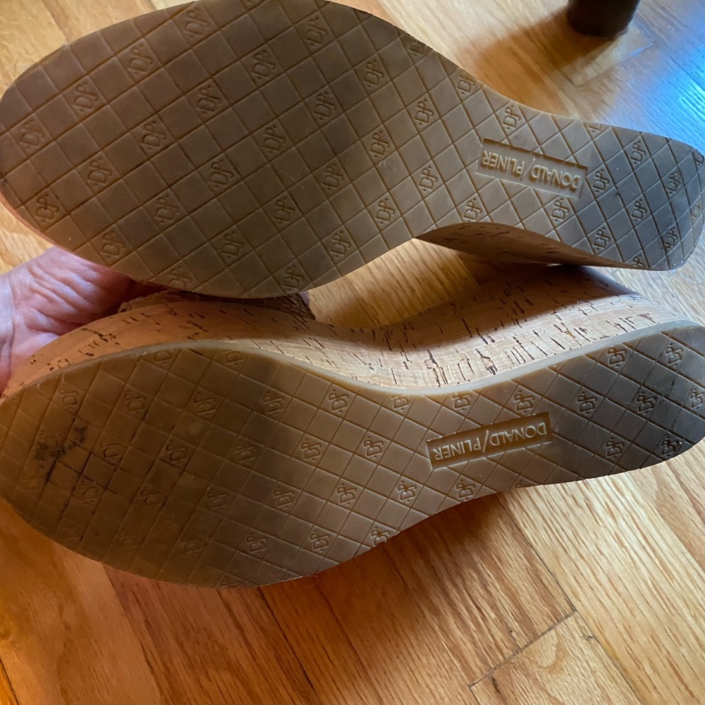 Donald Pliner shoes - Picture 4 of 4